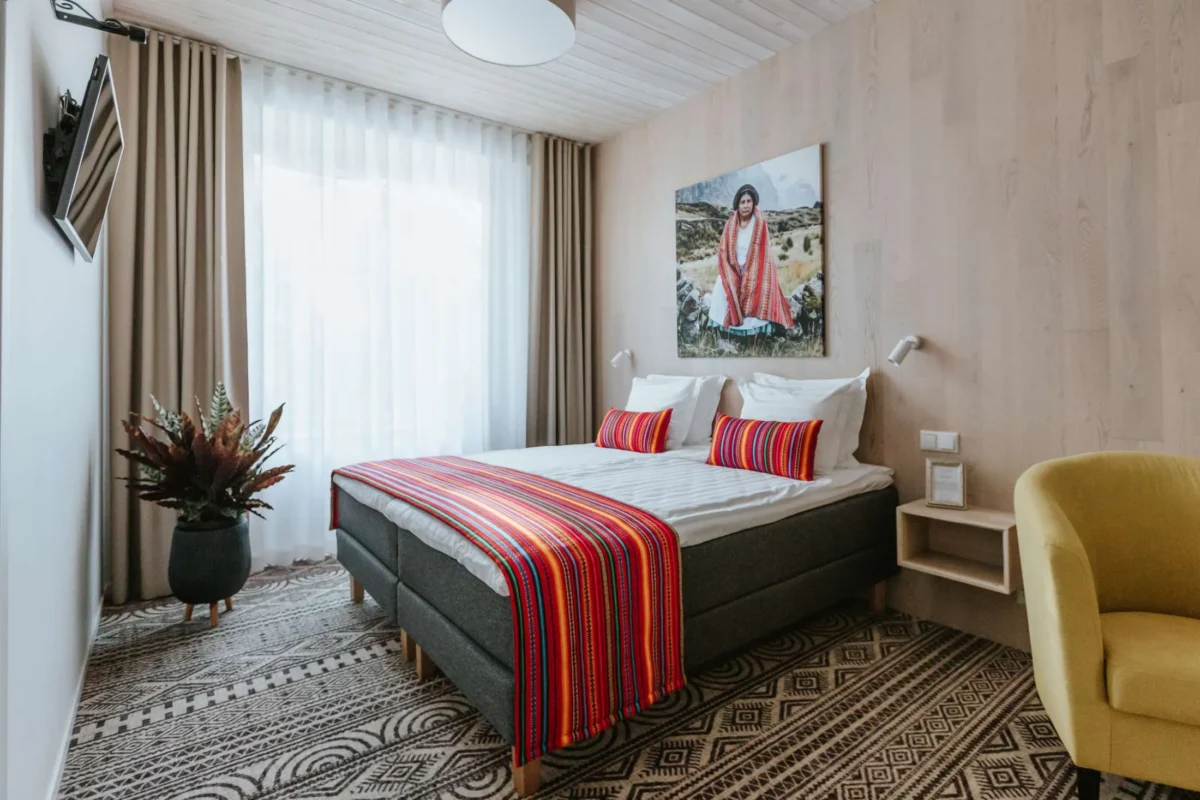 OHH tuba Boliivia majutus Haapsalus voodi istumisnurk