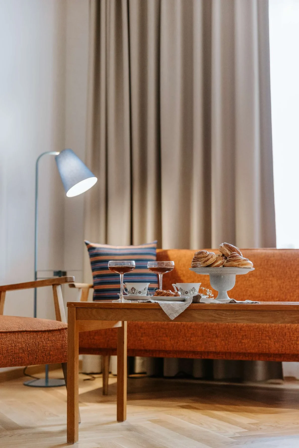 OHH tuba Eesti majutus Haapsalus kohvinurk ja istumisala