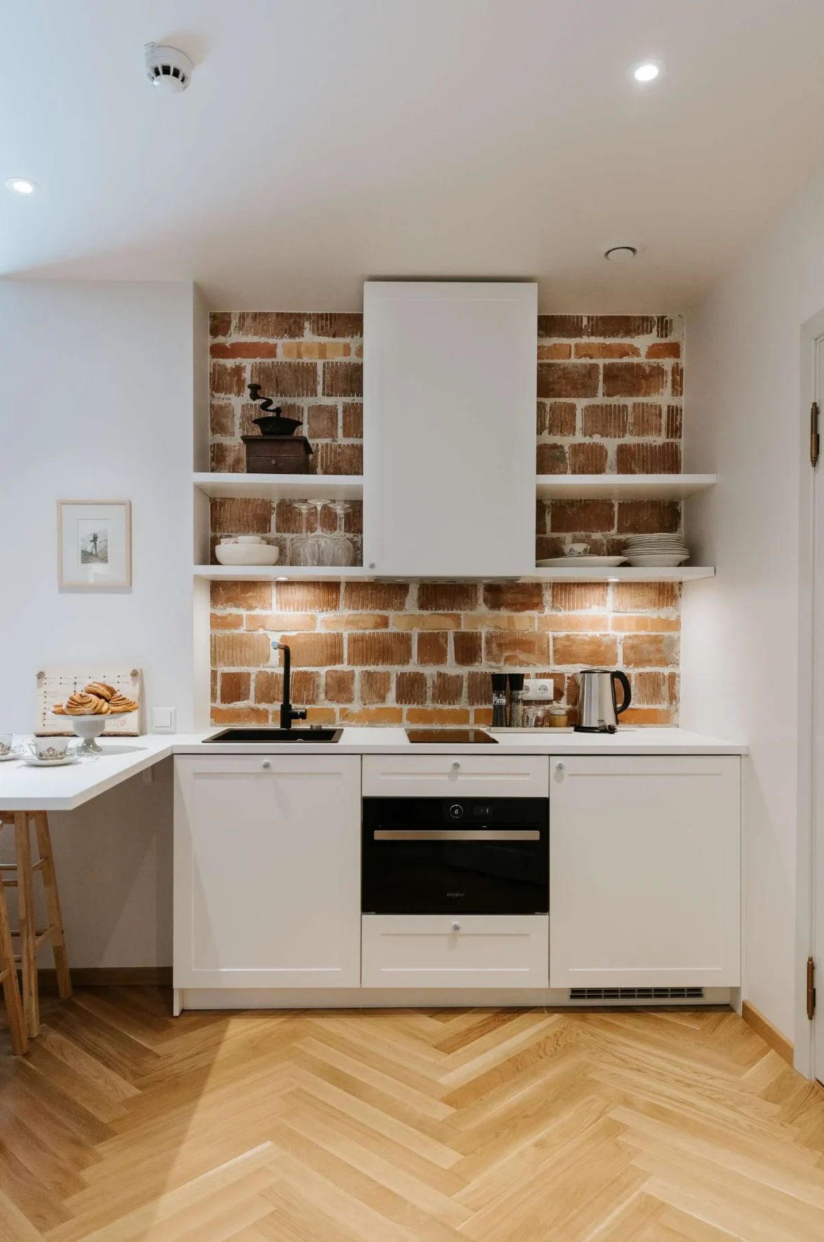 OHH tuba Eesti majutus Haapsalus kööginurk ja ahi