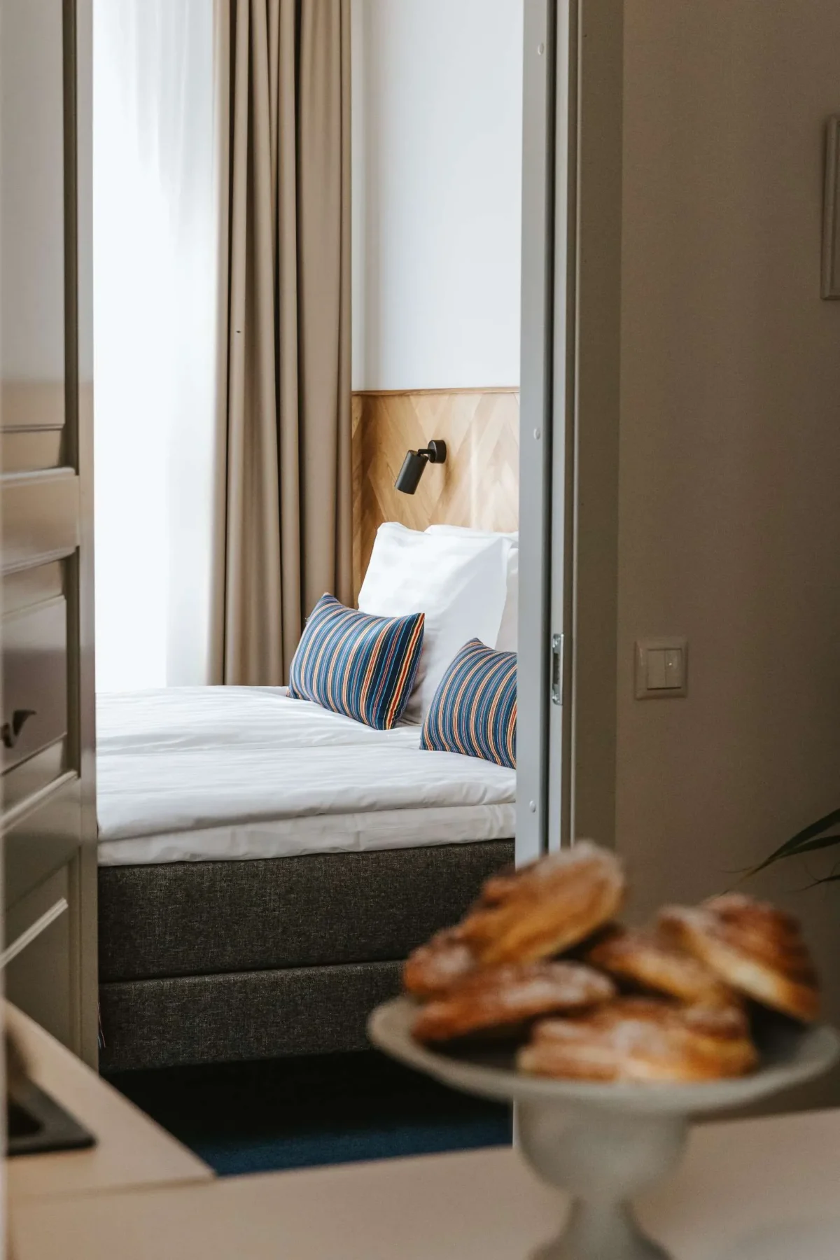 OHH tuba Eesti majutus Haapsalus vaade toast magamistuppa